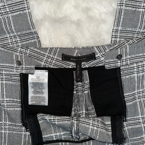BCBGMAXAZRIA Black and White Plaid Trouser - XS - Picture 7 of 8
